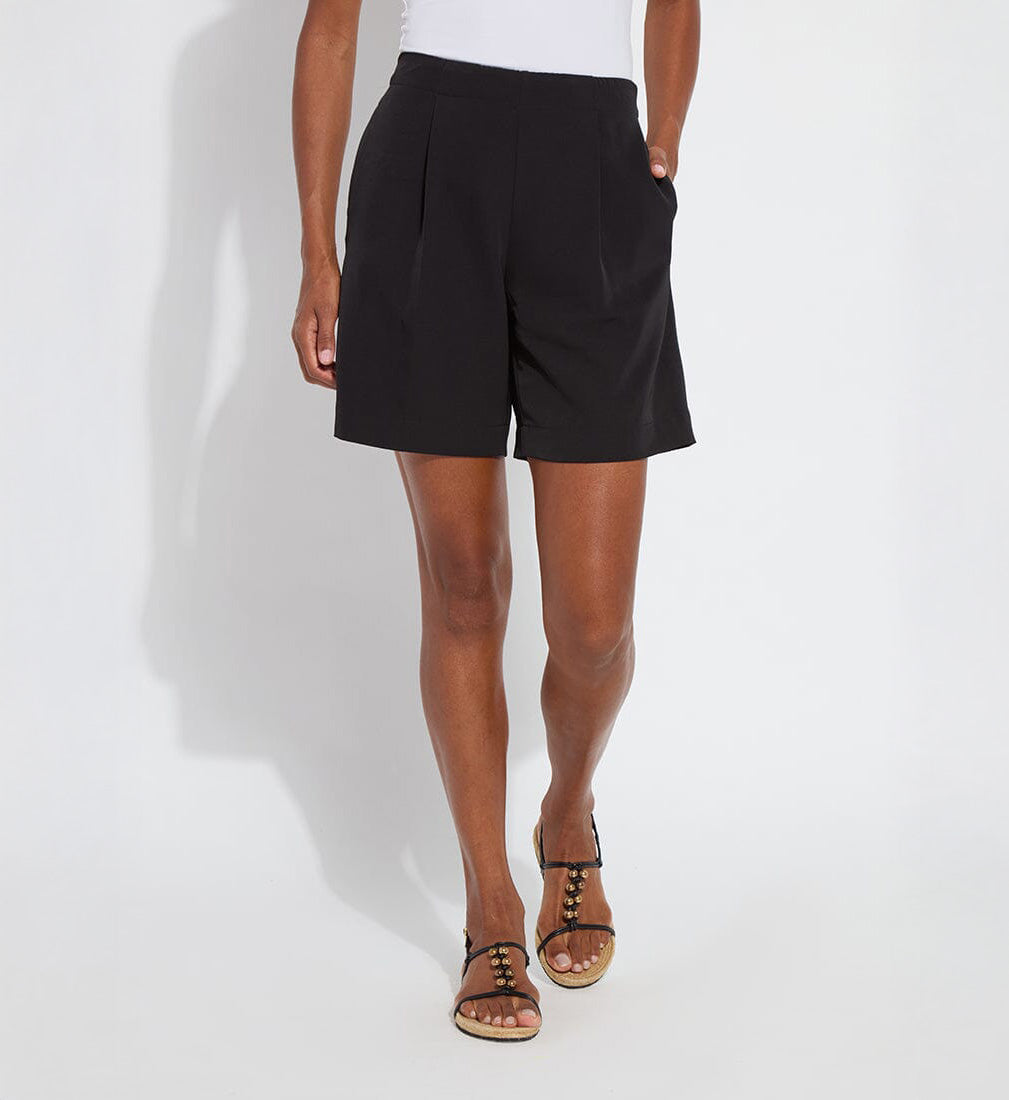 Dia Pleated Short 3562