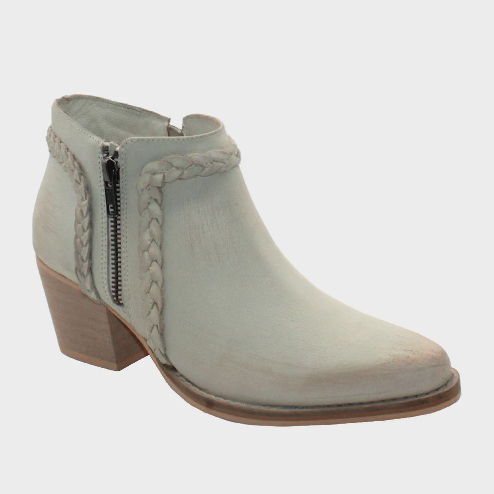 Bronco Boot