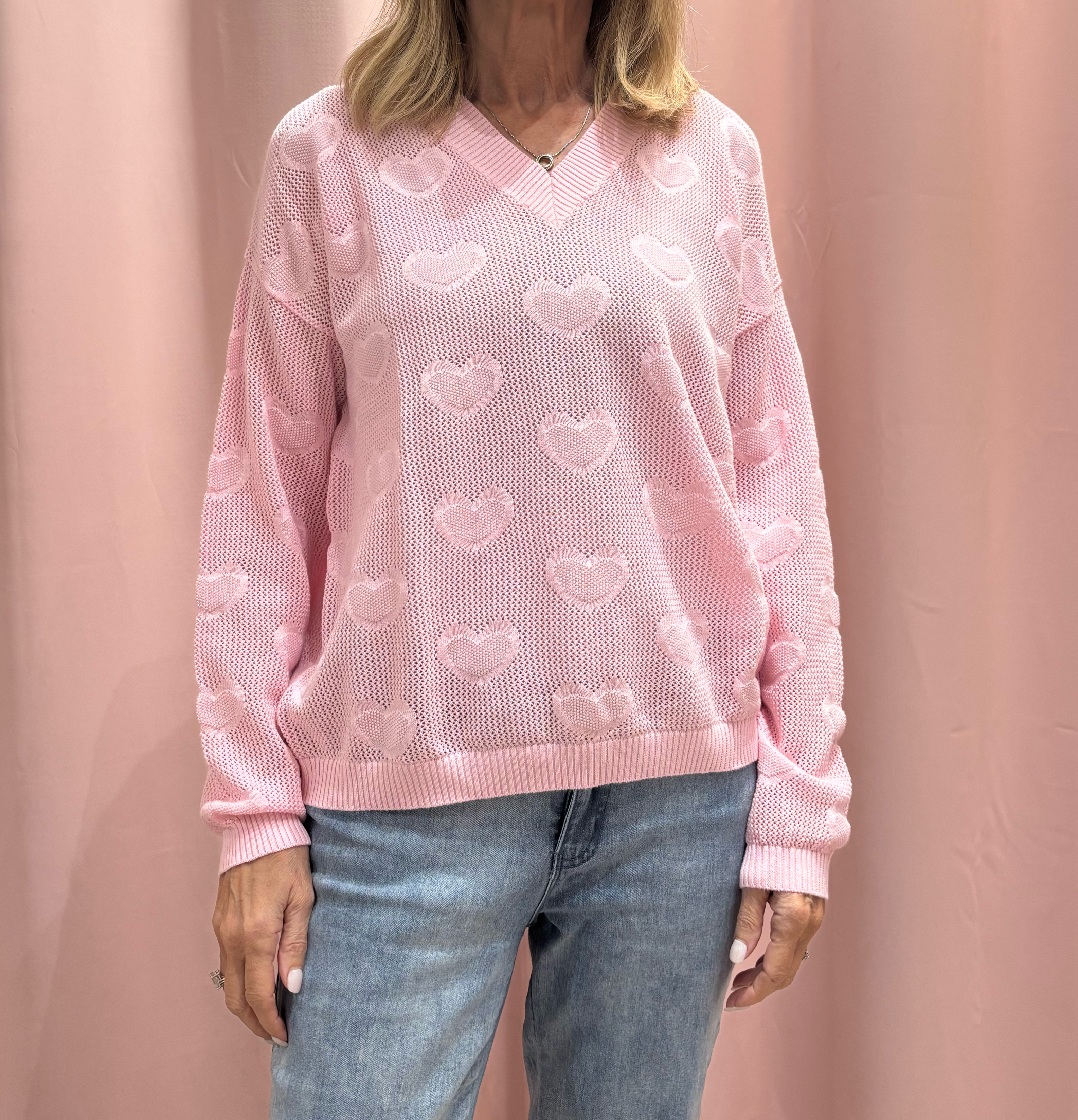 Heart V-Neck CT585M