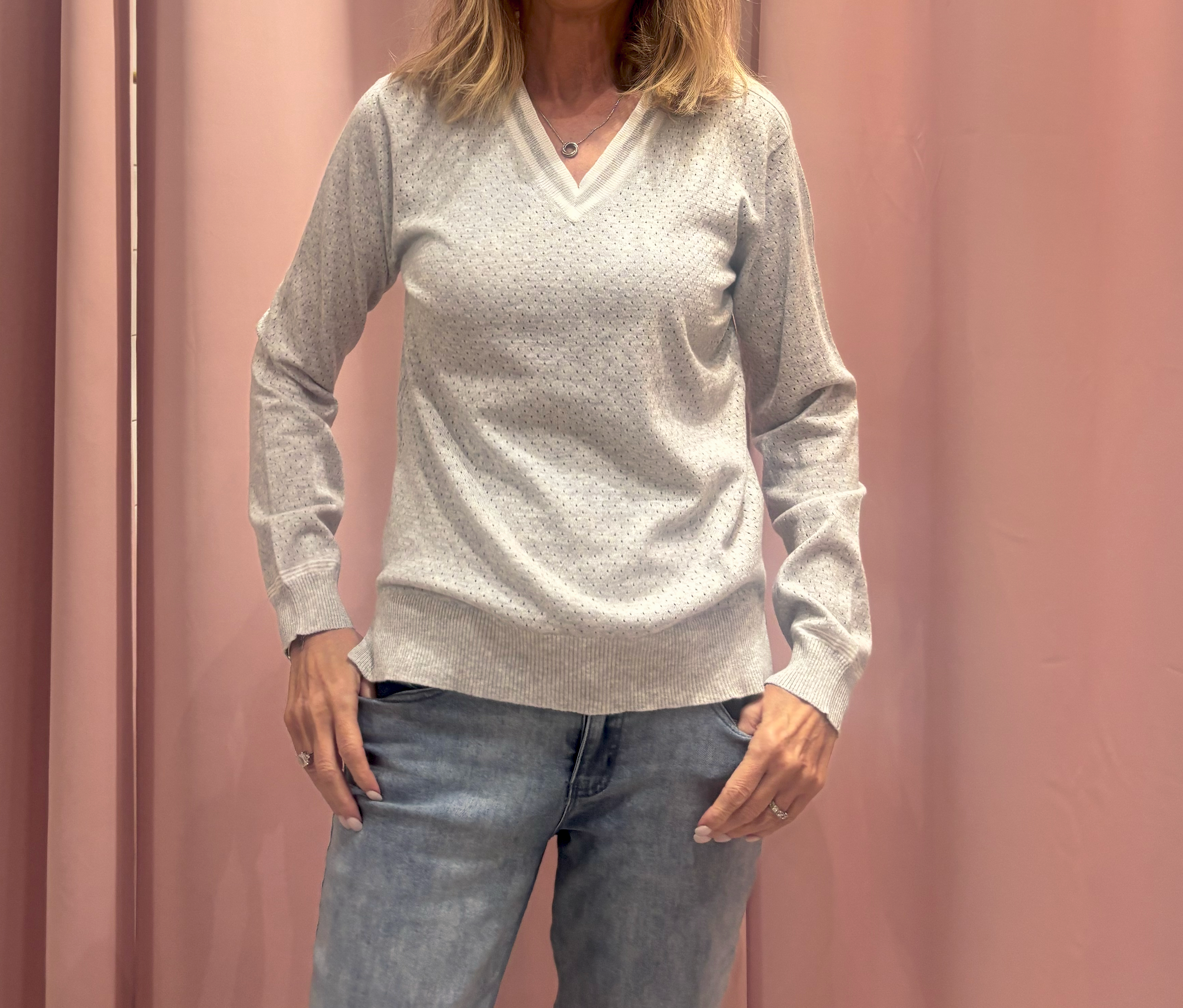 V-Neck CT587XP