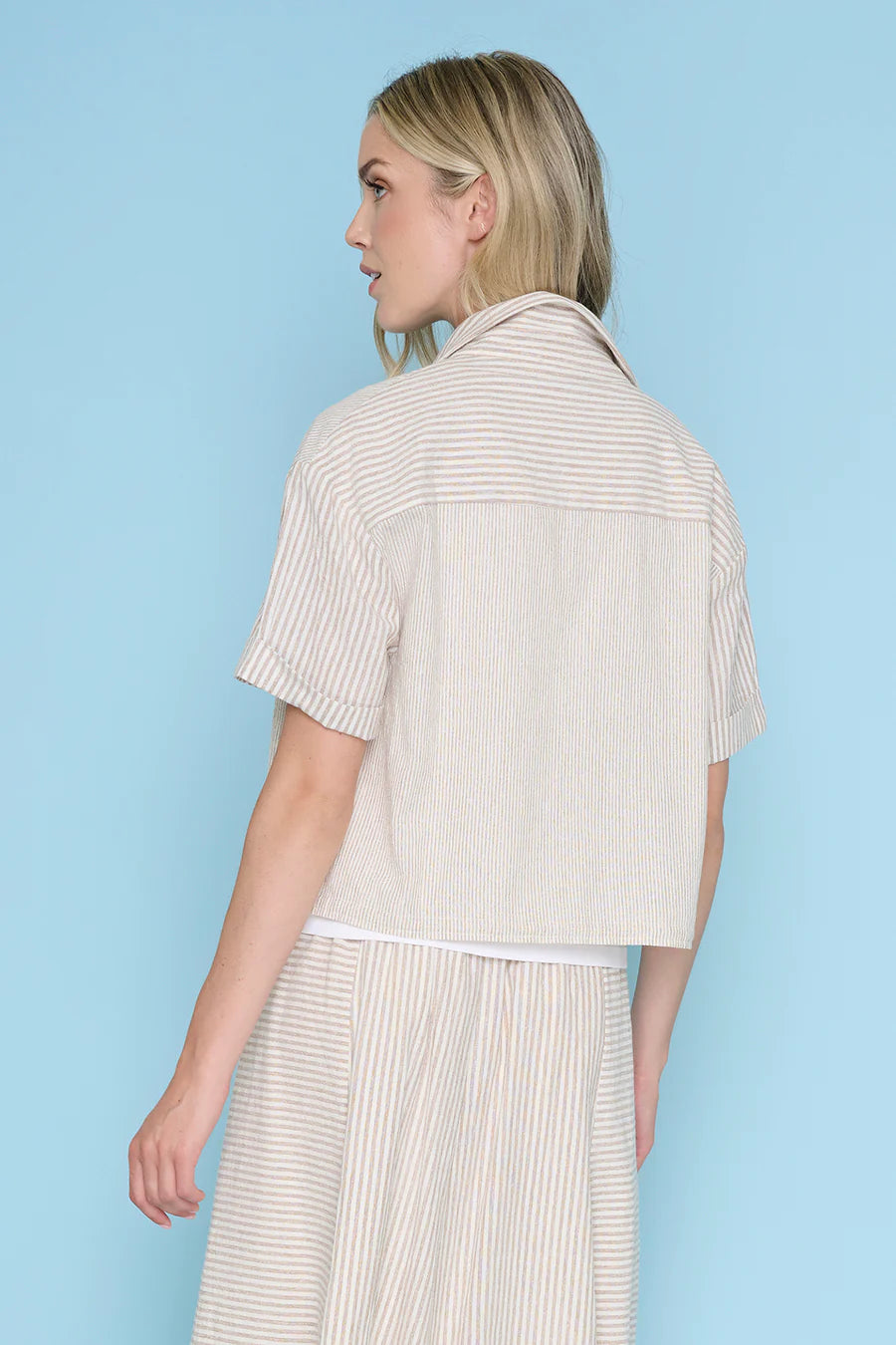 Button-Front Top ZM213
