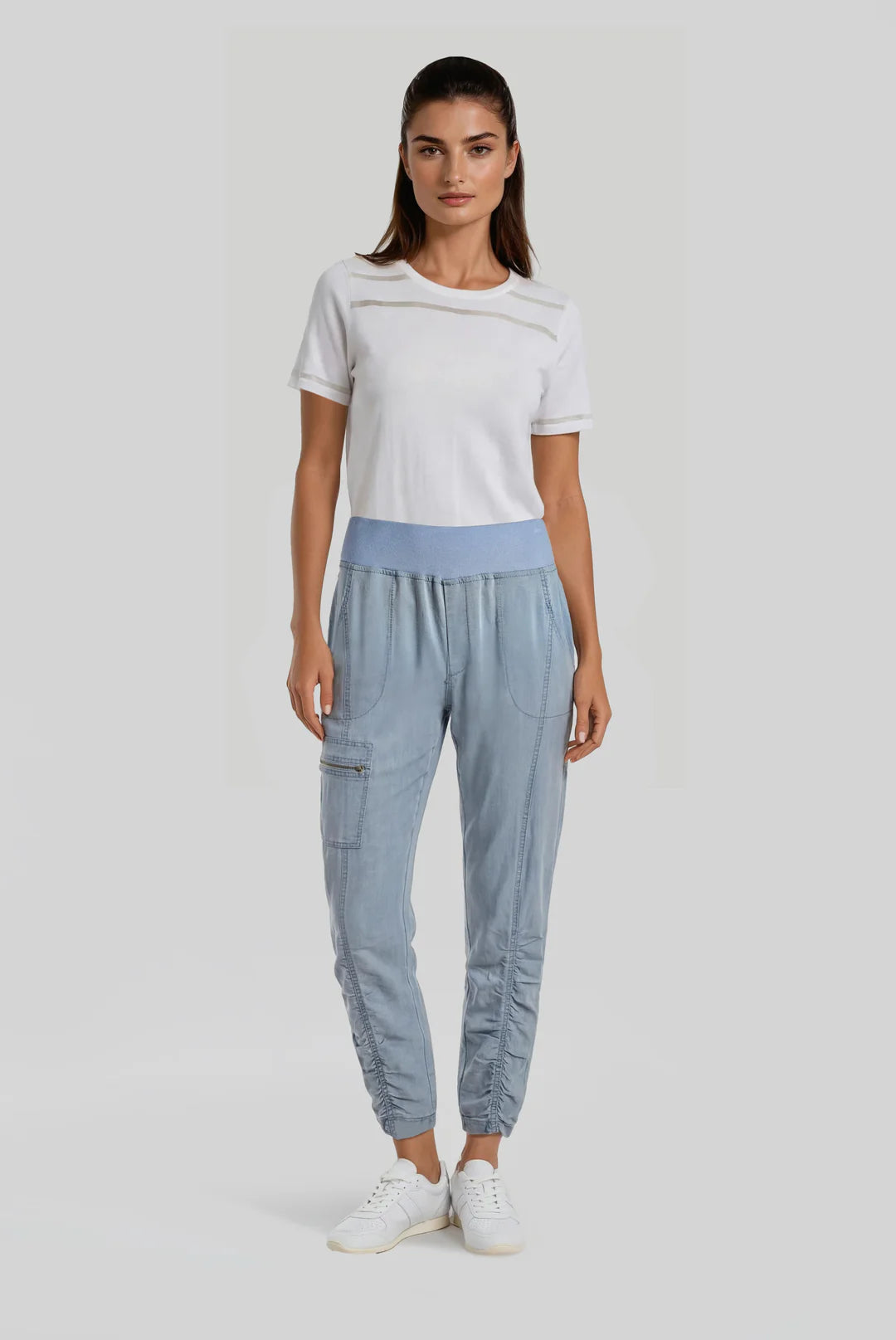 Ash Pant 220P216