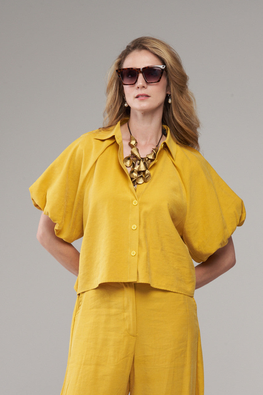 BCT5767 Puff Sleeve Cropped Button Up Top