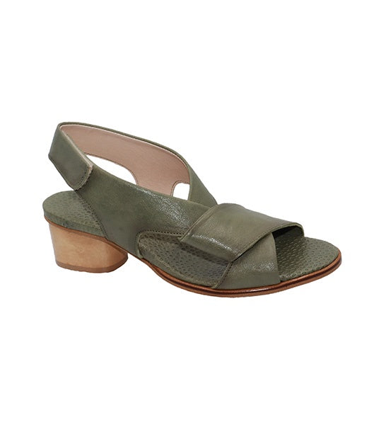 Isla Sandal