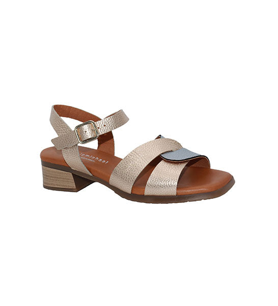 Mimi Sandal