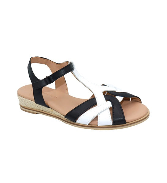 Nova Sandal