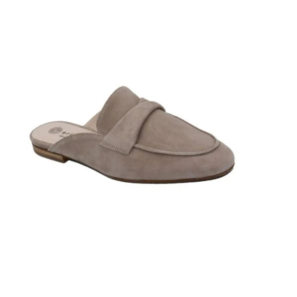 Quinn Sandal
