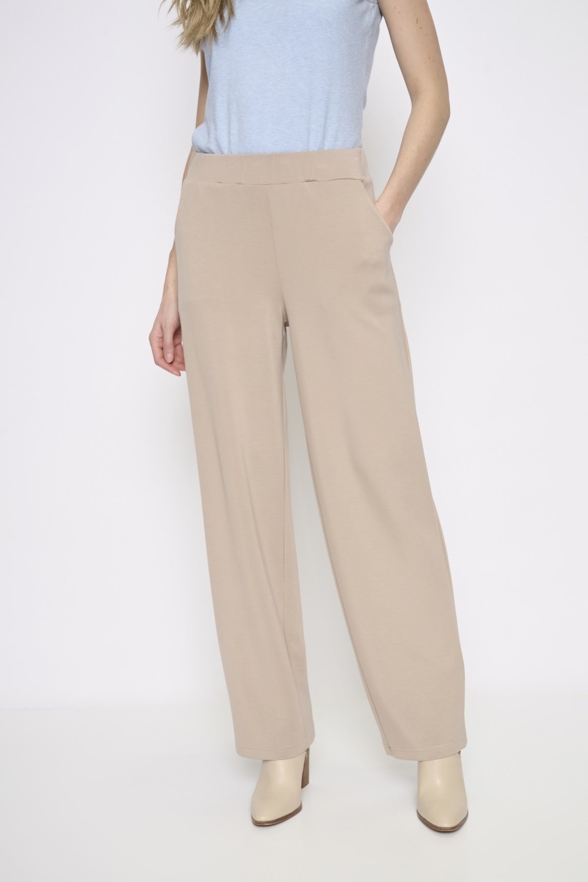 Wide-Leg Full-Length Pant YC051A